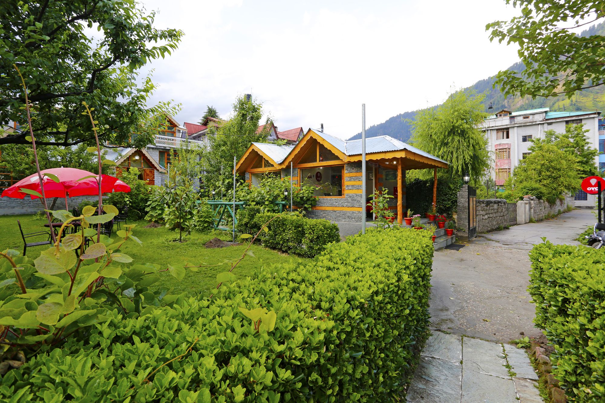 OYO 3296 Mahin Cottage