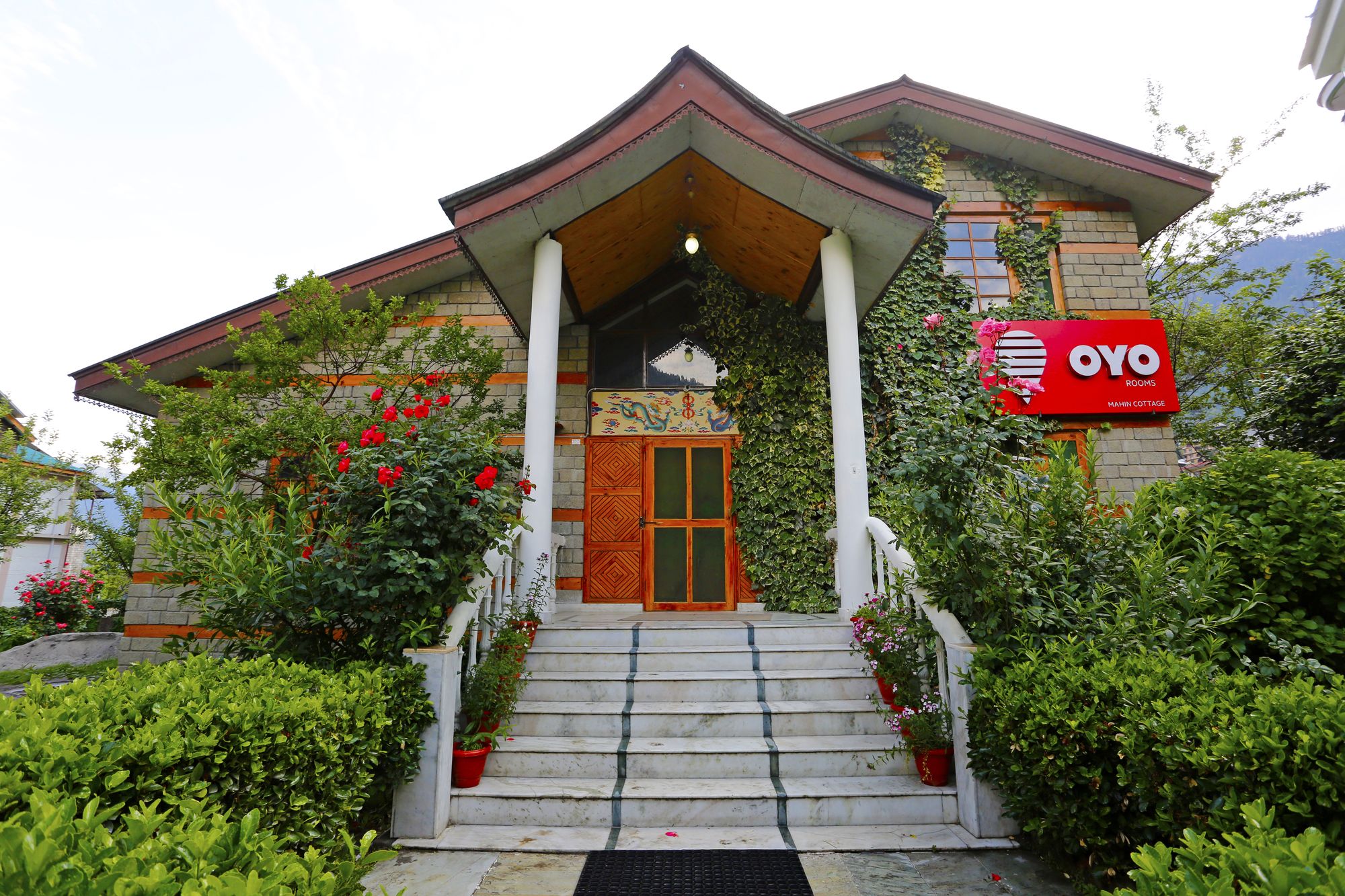 OYO 3296 Mahin Cottage