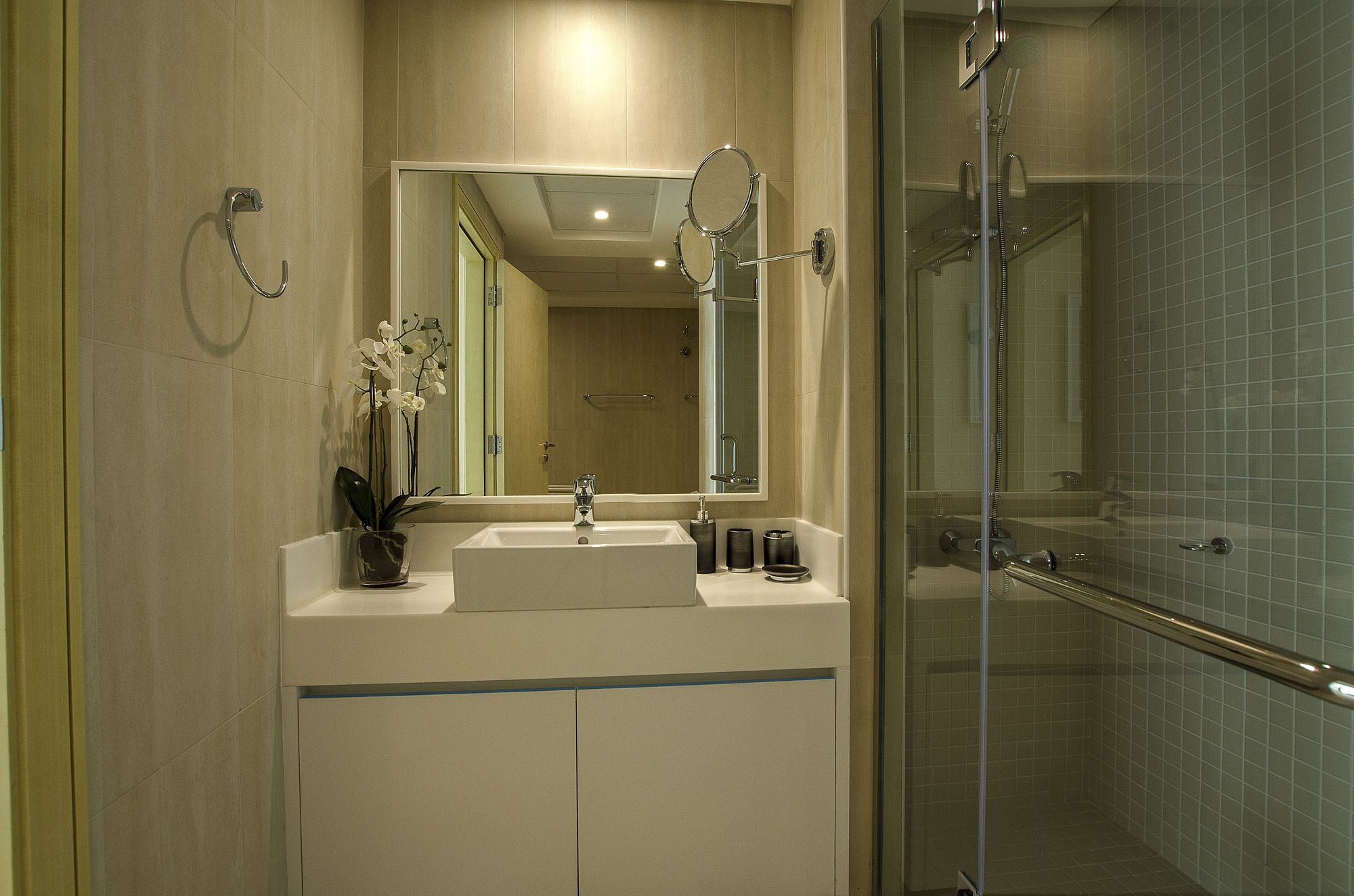 Al Bateen  by Deluxe Holiday Homes