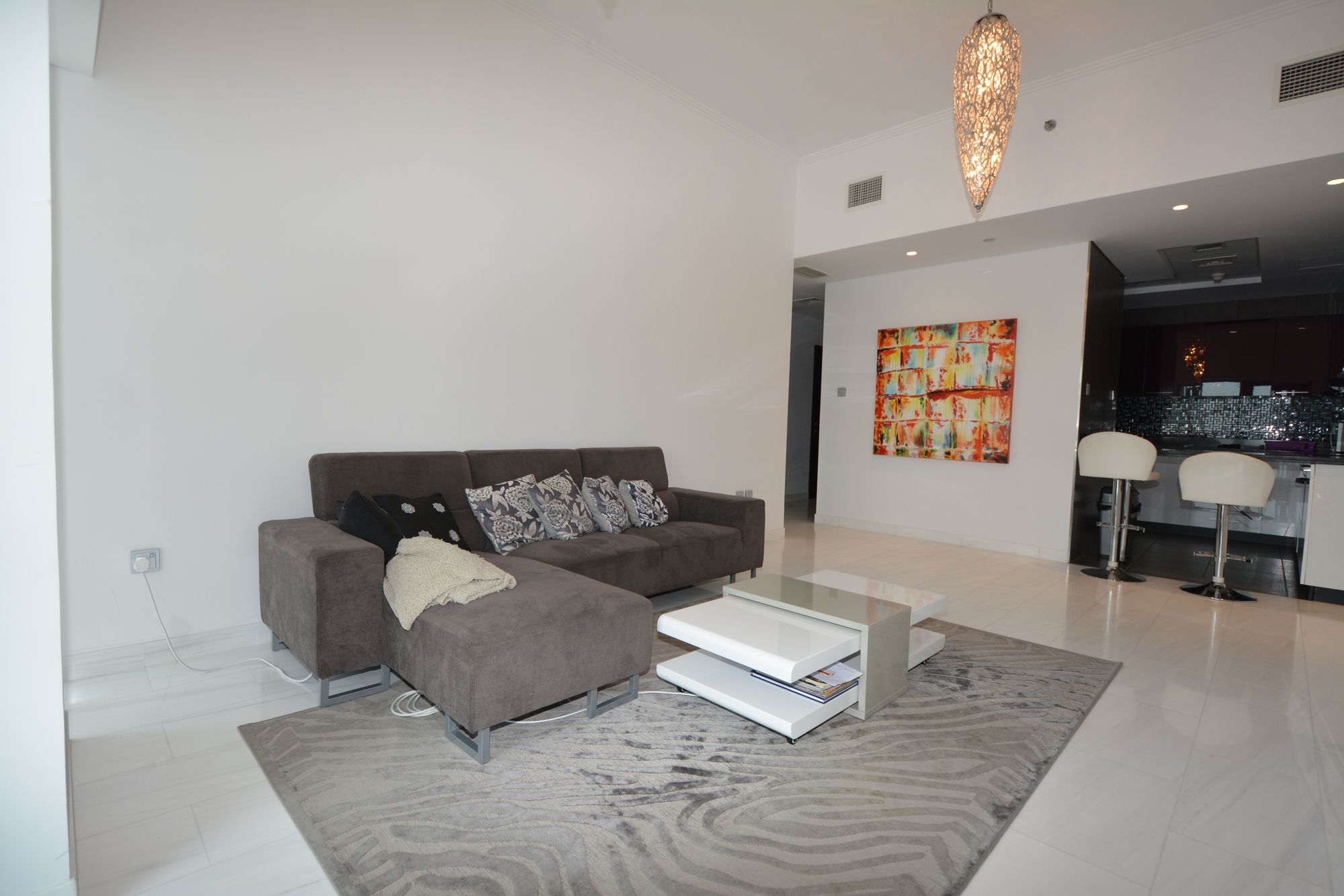 Cayan Tower by Deluxe Holiday Homes
