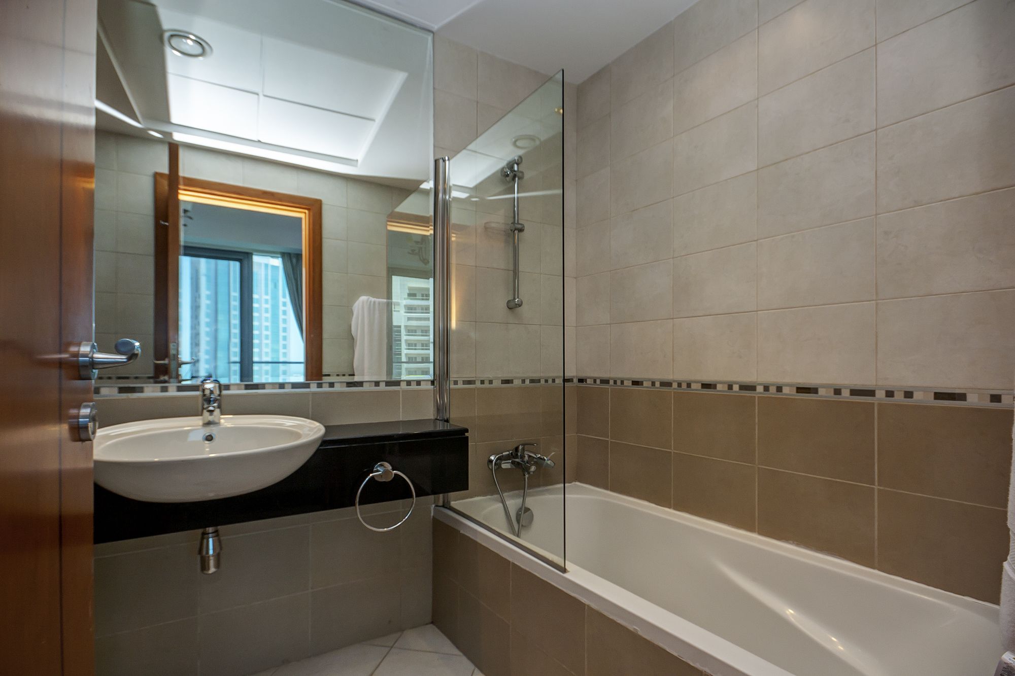 Trident Grand  by Deluxe Holiday Homes