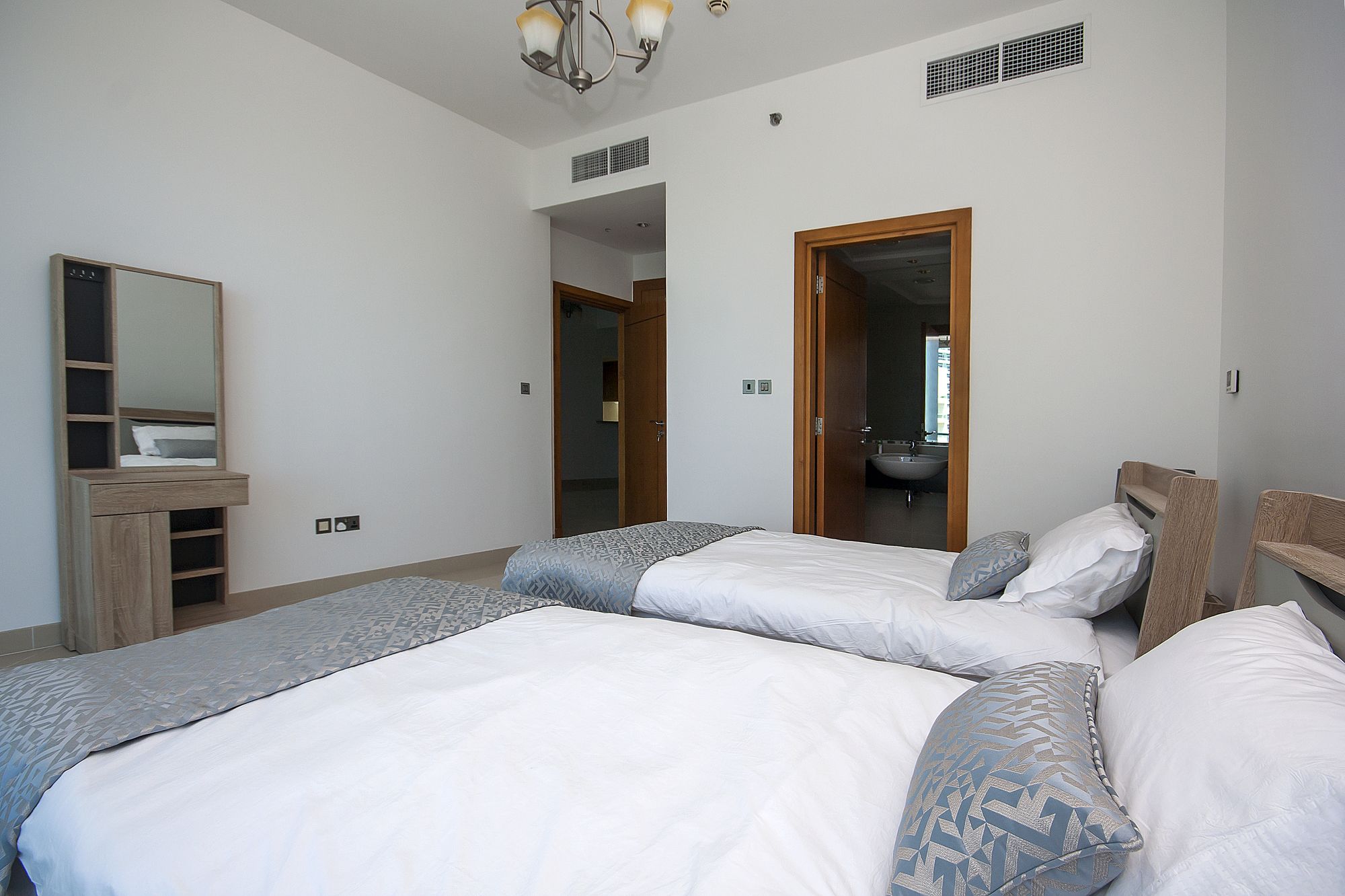 Trident Grand  by Deluxe Holiday Homes