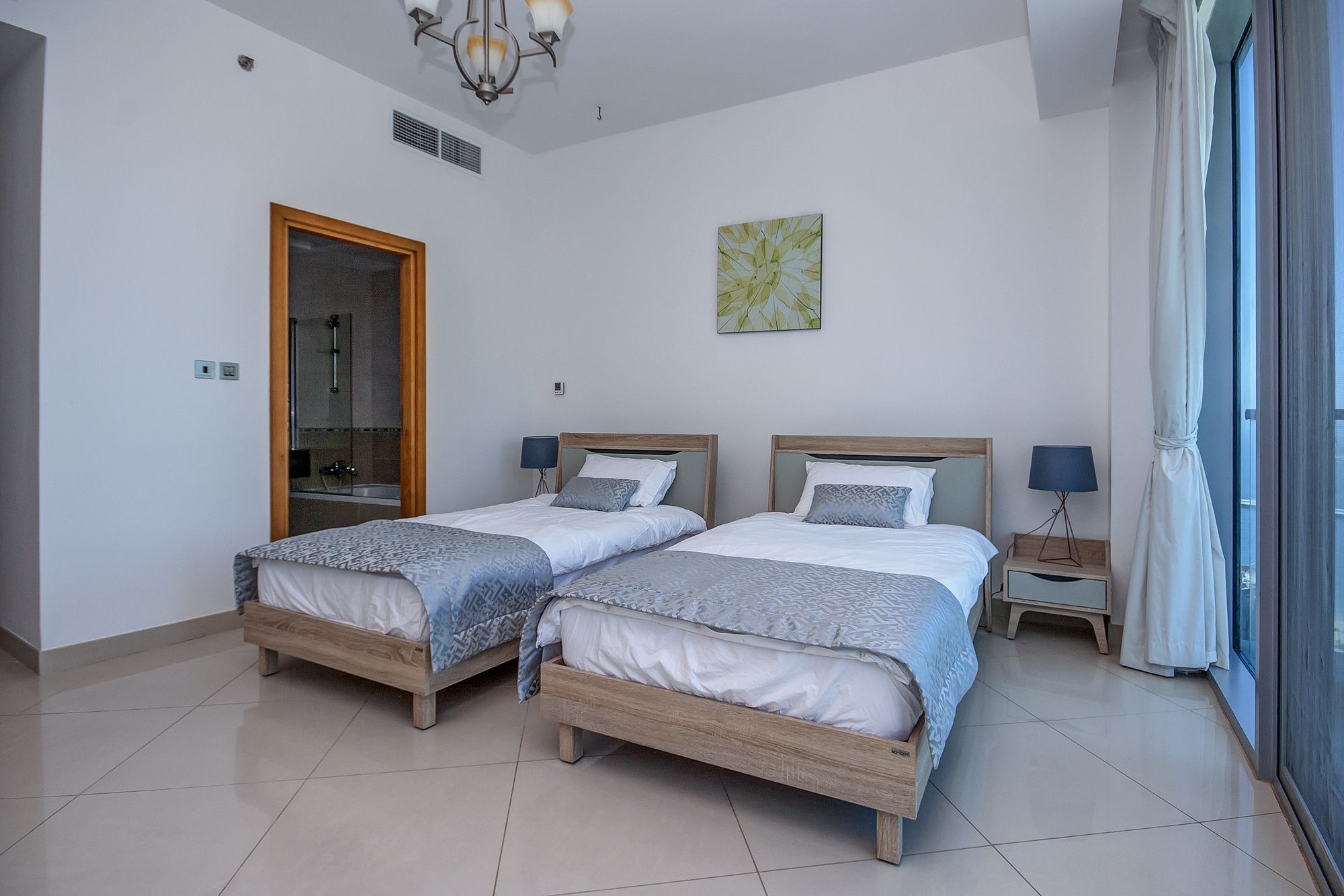 Trident Grand  by Deluxe Holiday Homes