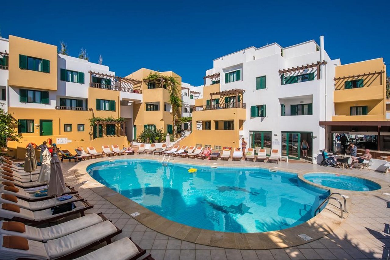 Elmi Suites