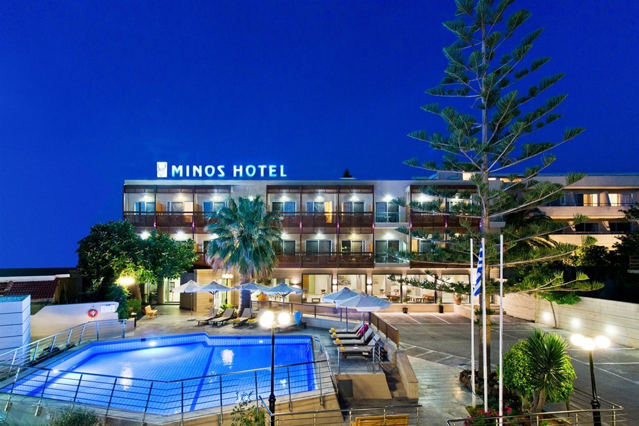 Minos Aparthotel