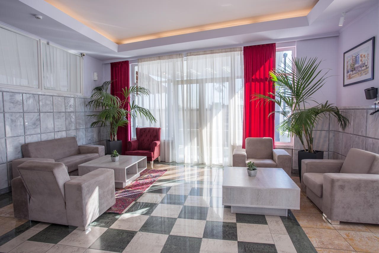 Kosta Palace City Hotel