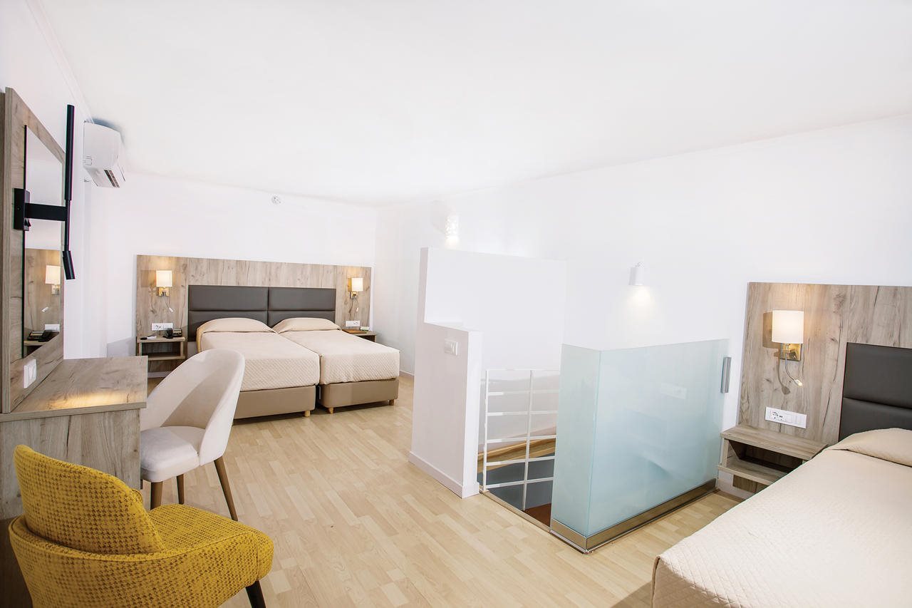 Kosta Palace City Hotel