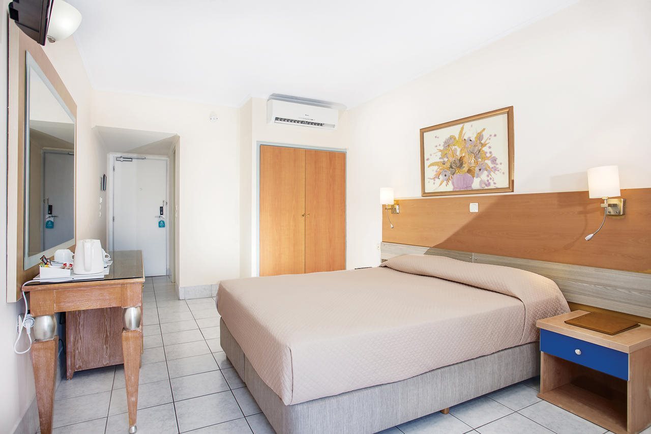Kosta Palace City Hotel