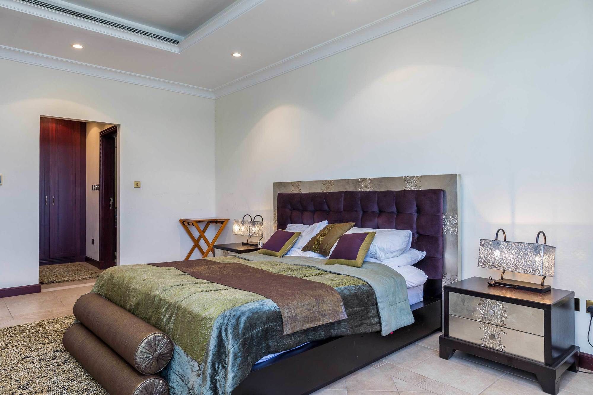 5 Bedroom Garden Villa at Frond E by Deluxe Holiday Homes