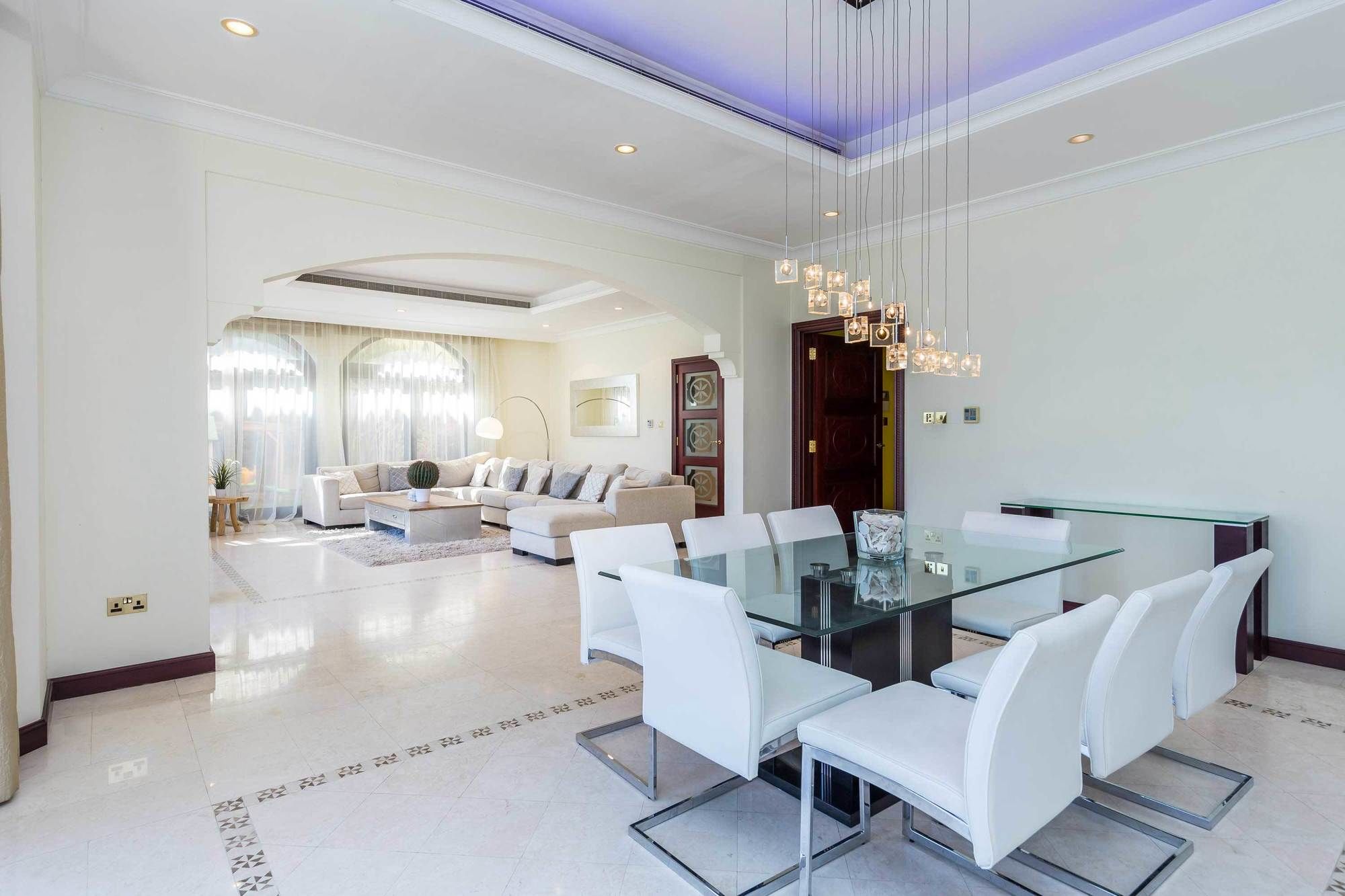 5 Bedroom Garden Villa at Frond E by Deluxe Holiday Homes