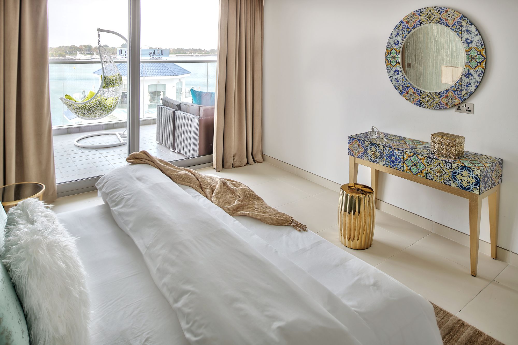 Luxury Staycation - Azure Residences