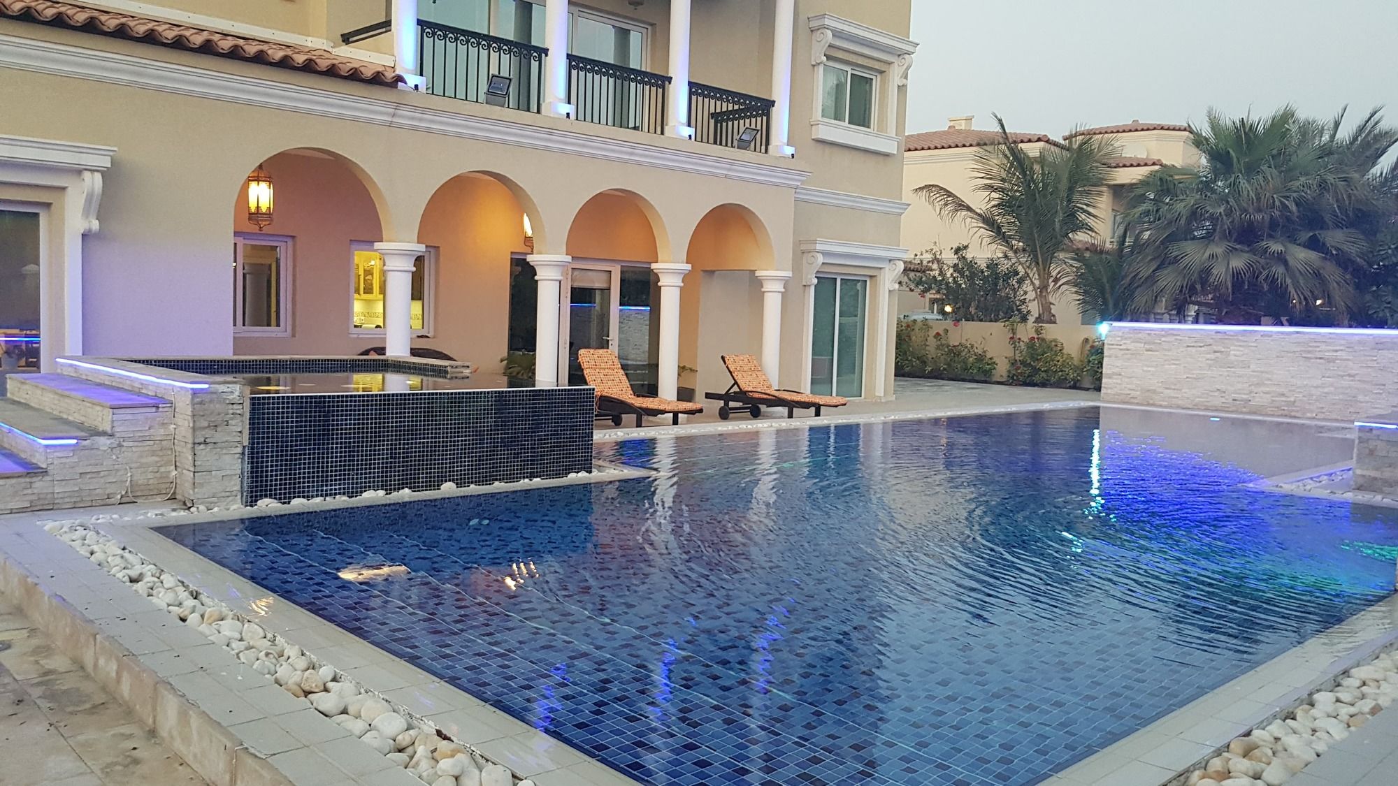 Luxury 750m2 resort - The Blue Villa