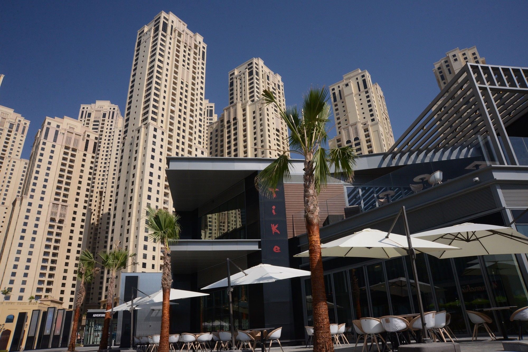 JBR 3 BEDROOM DUPLEX APARTMENT