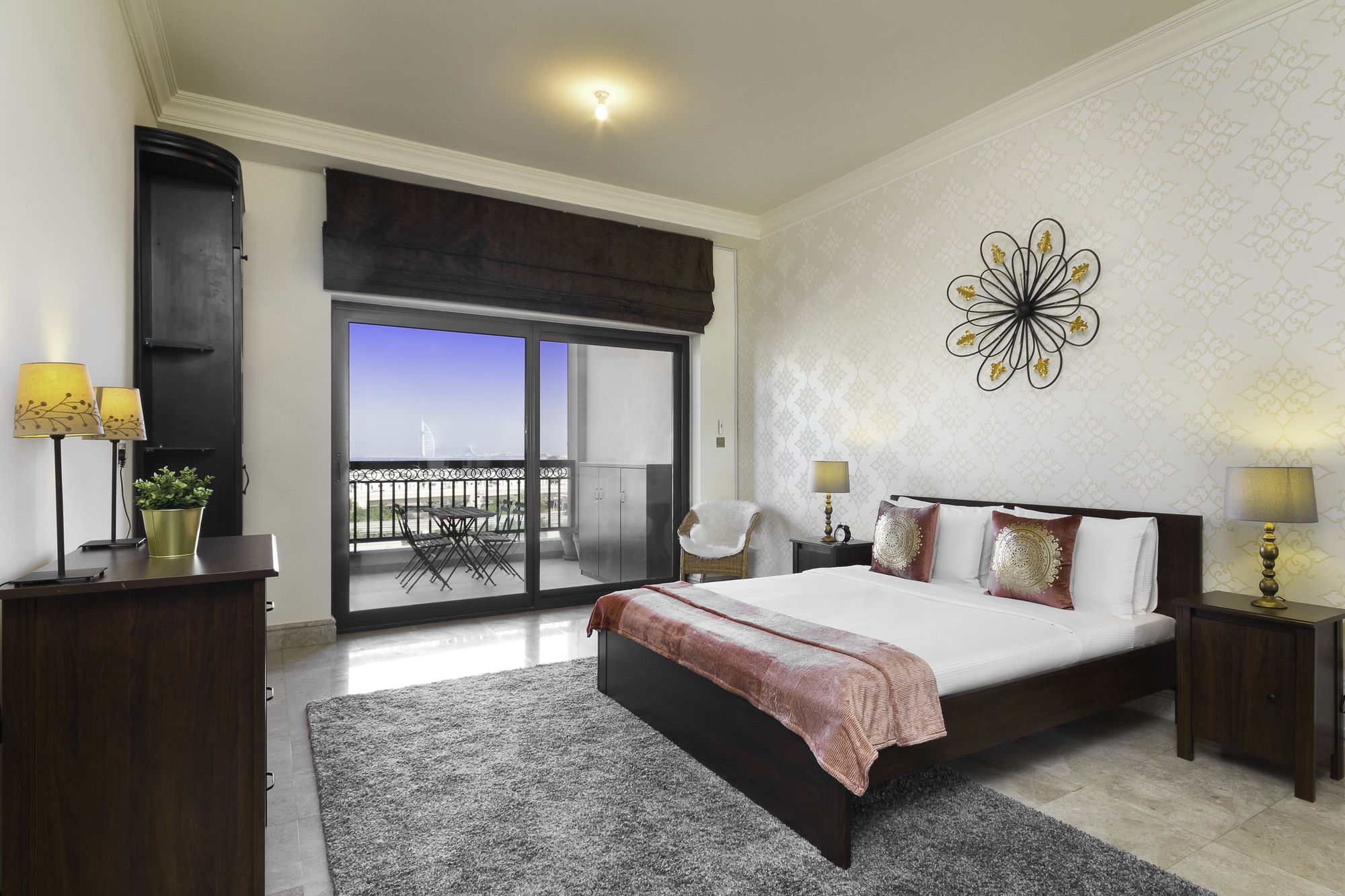 MaisonPrive Holiday - Fairmont South