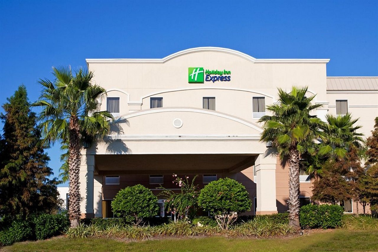 Holiday Inn Express Hotel and Suites Clearwater in Clearwater!