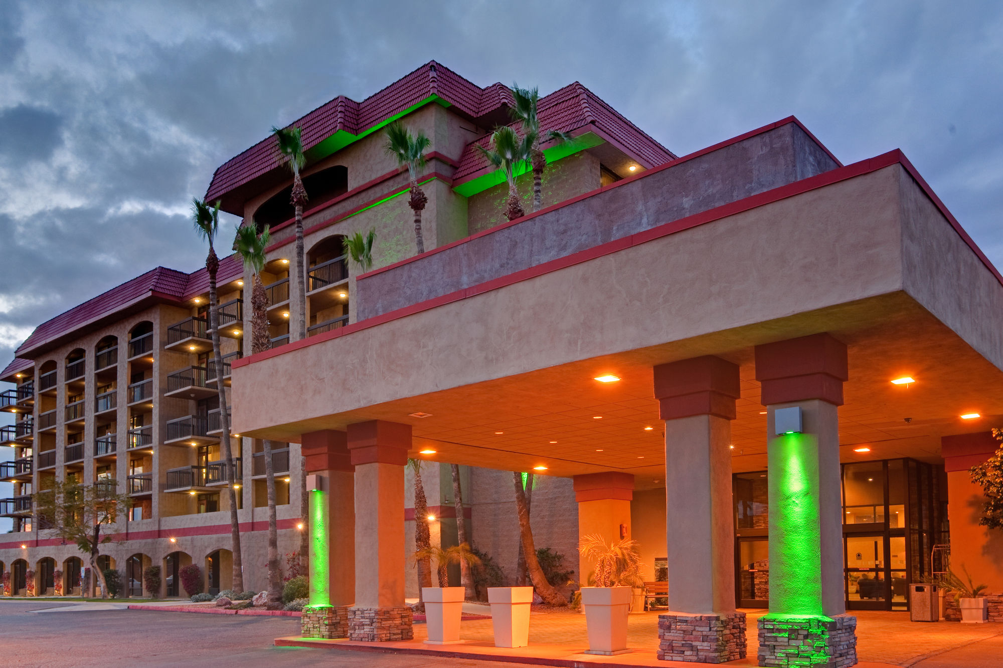 Holiday Inn Hotel & Suites Phoenix - Mesa / Chandler in Phoenix!