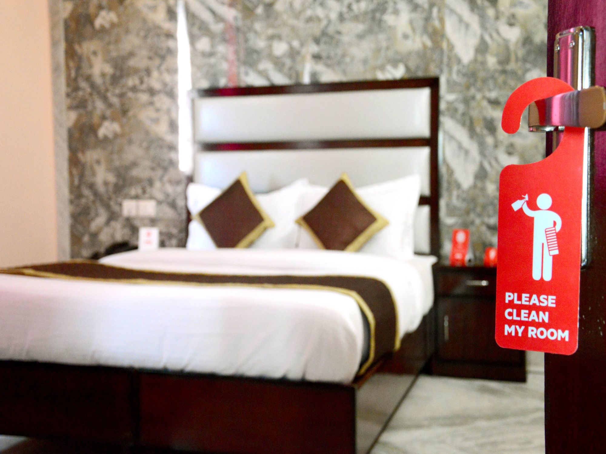 OYO 12849 Hotel Akshay