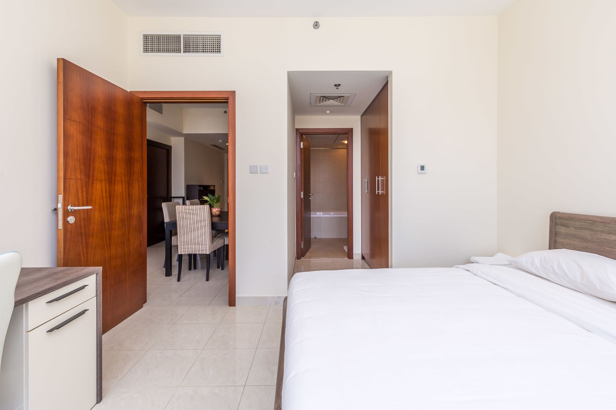 Standpoint A by Deluxe Holiday Homes