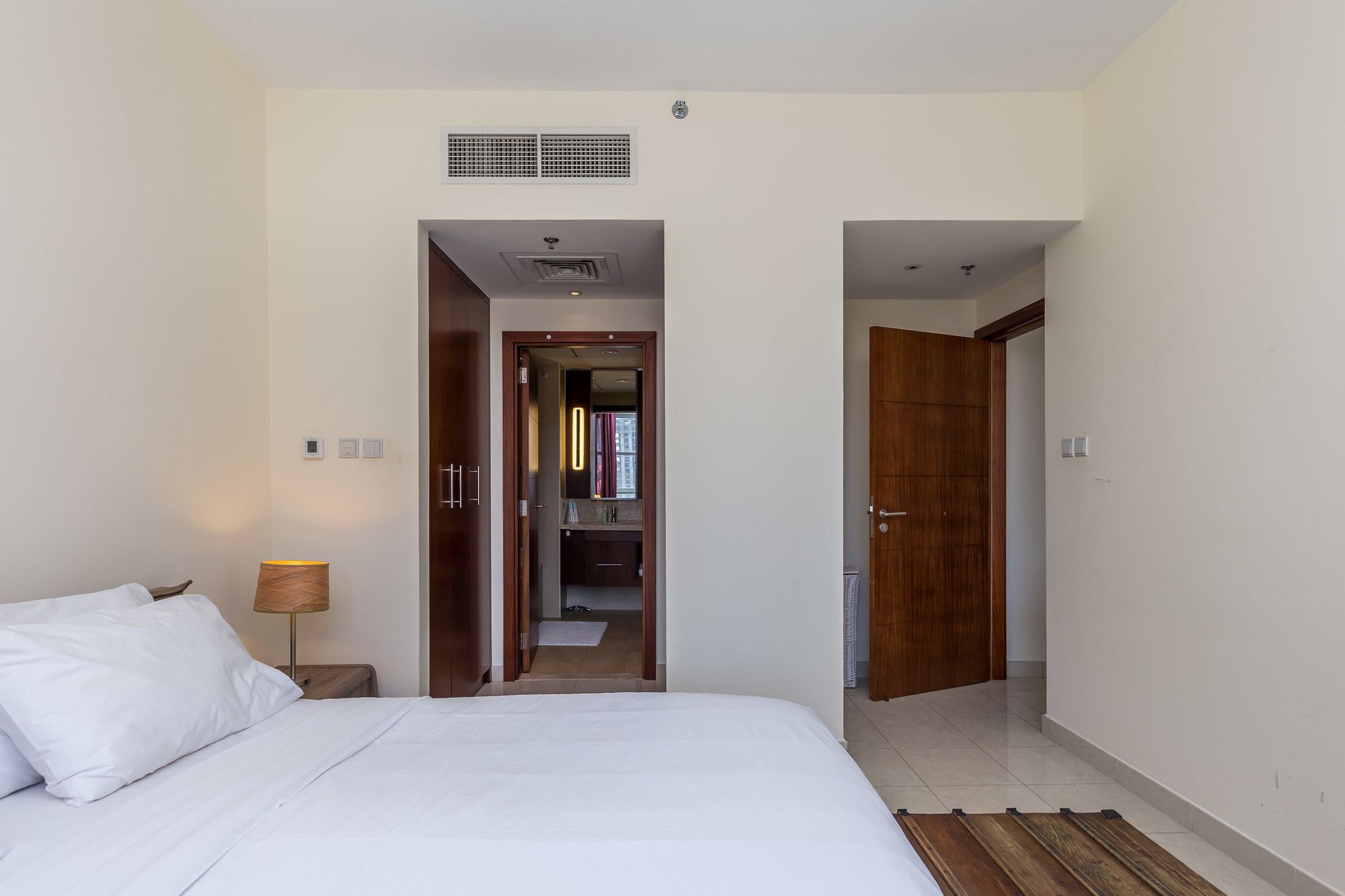 Standpoint A by Deluxe Holiday Homes