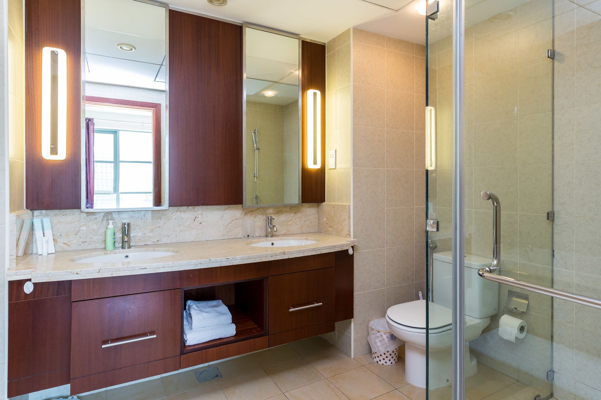 Standpoint A by Deluxe Holiday Homes