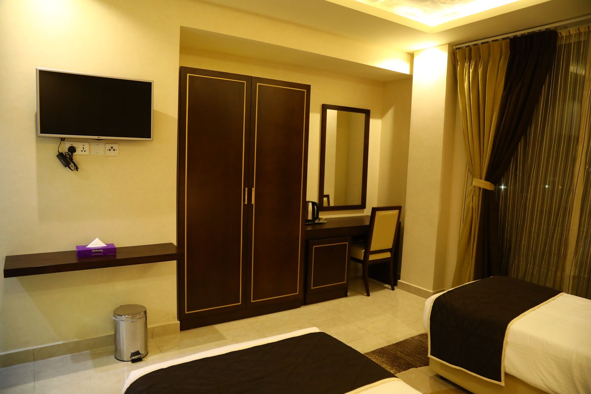 Voyage Hotel