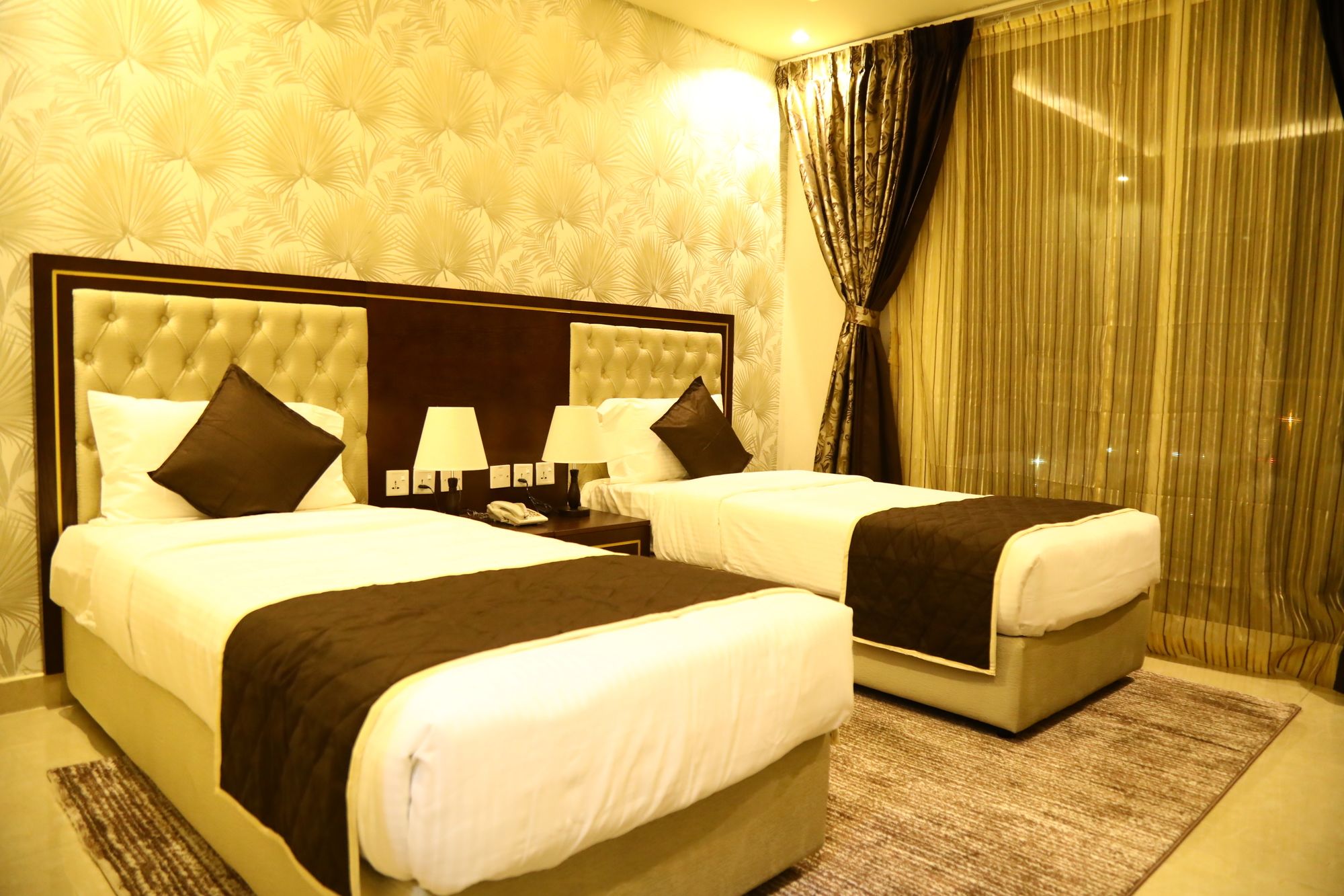 Voyage Hotel