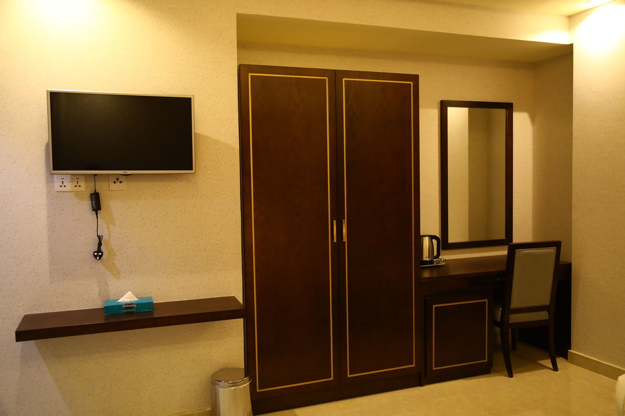 Voyage Hotel
