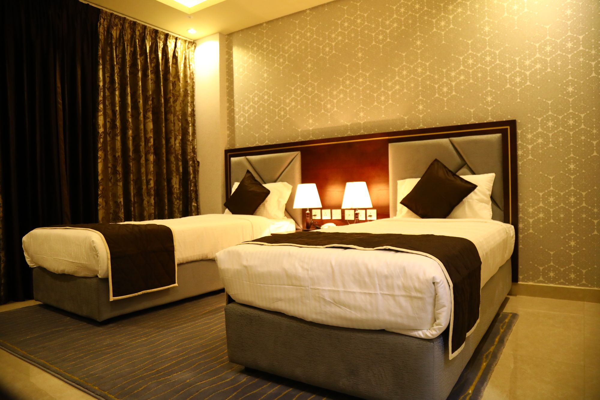 Voyage Hotel