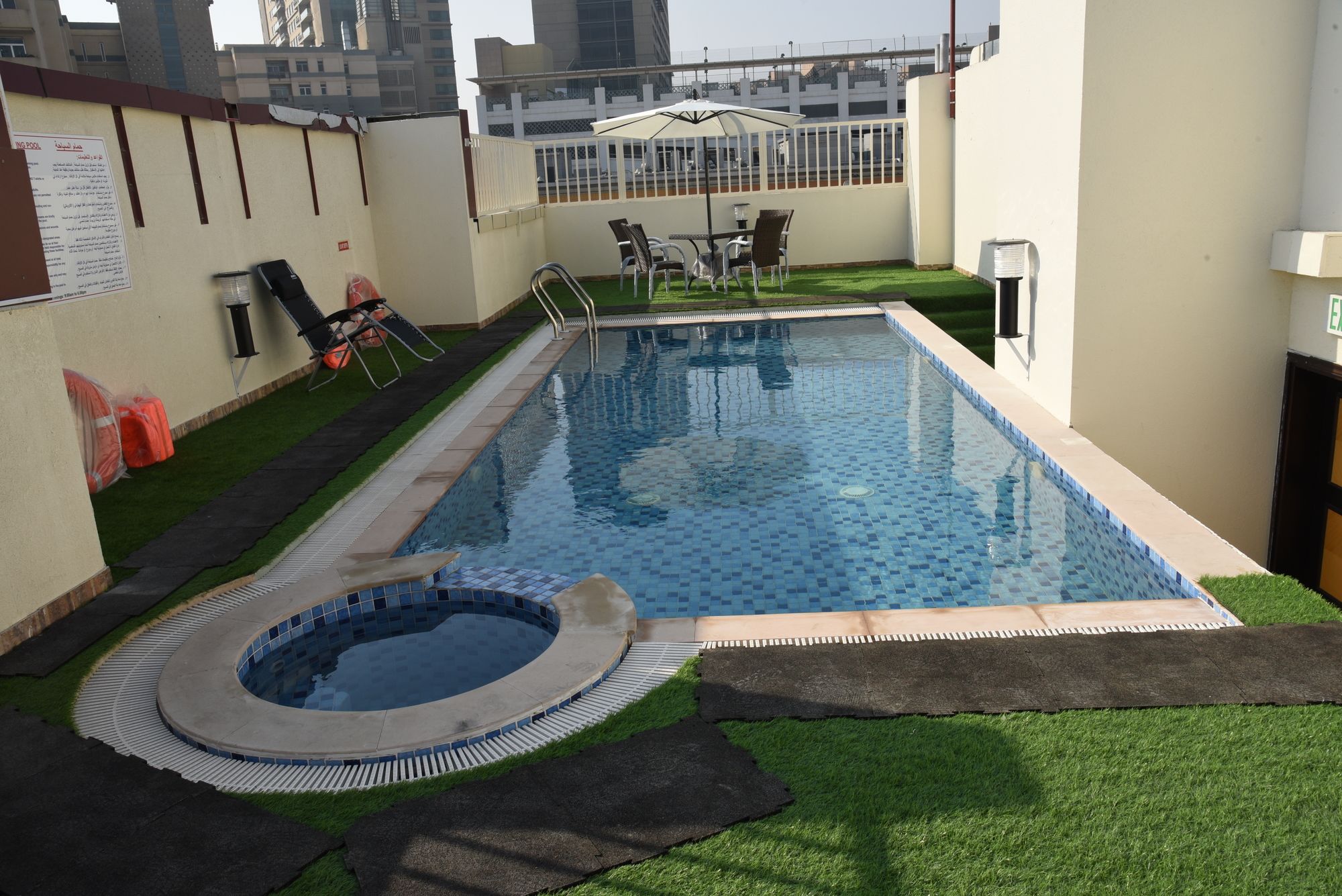 Voyage Hotel