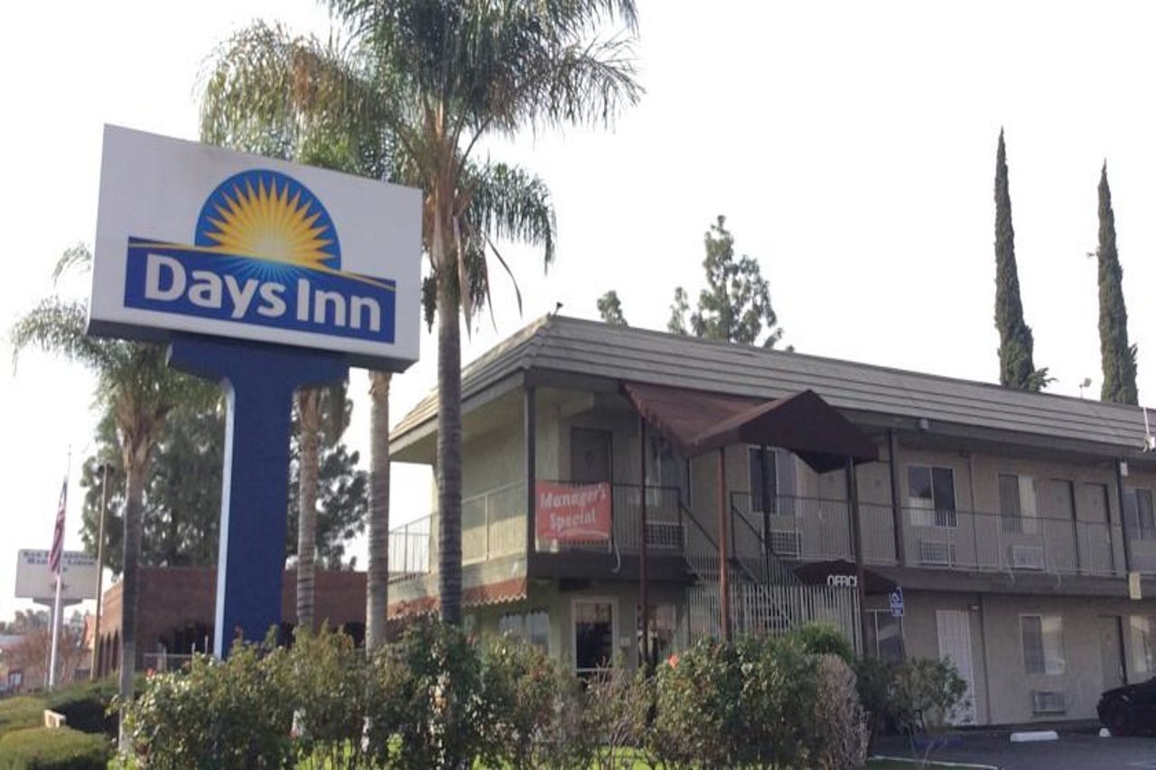 Days Inn San Bernardino Highland Ave in San Bernardino!