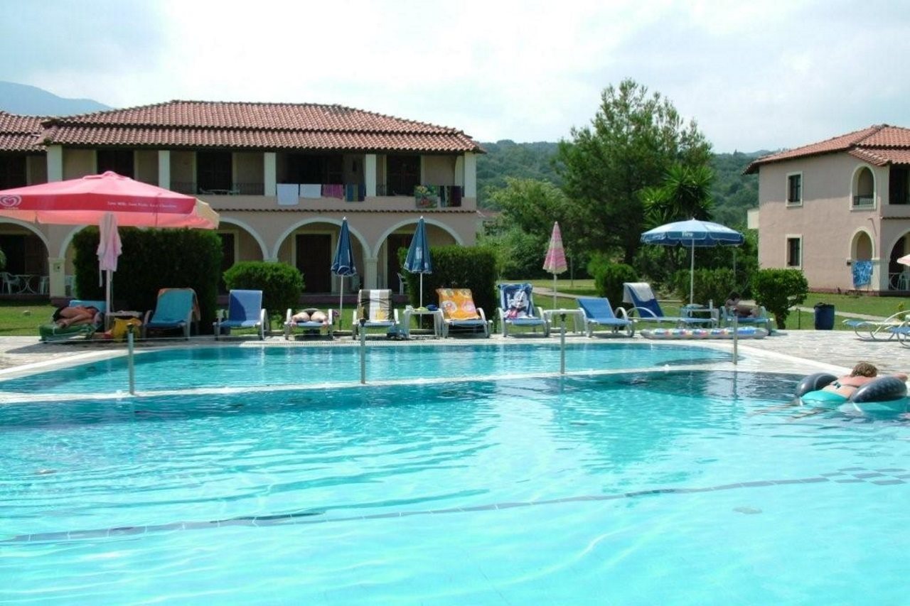 Kamari Apartments