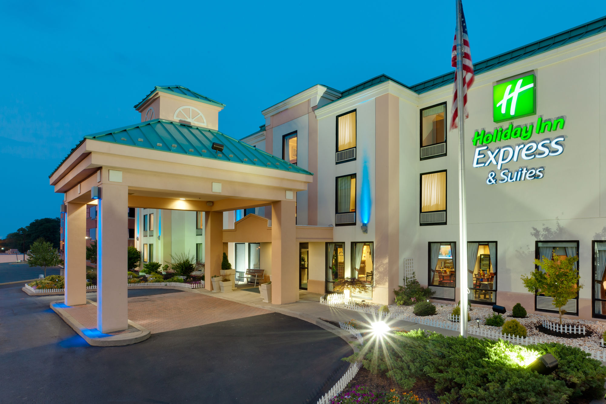 Holiday Inn Express and Suites Allentown Dorney Park Area in Allentown!