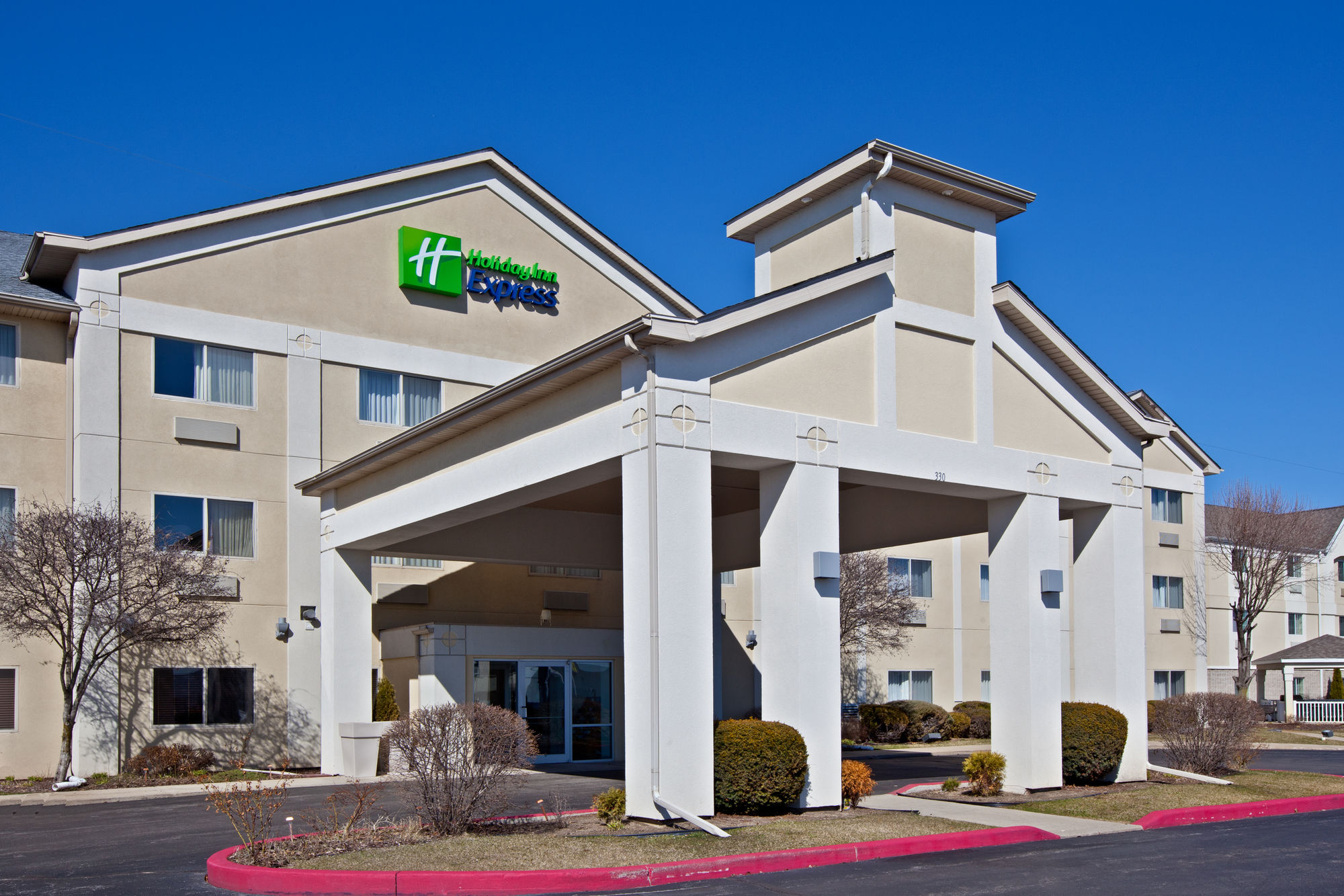 La Quinta Inn and Suites by Wyndham Elkhart (ex Holiday Inn Express Elkhart North) in Elkhart!