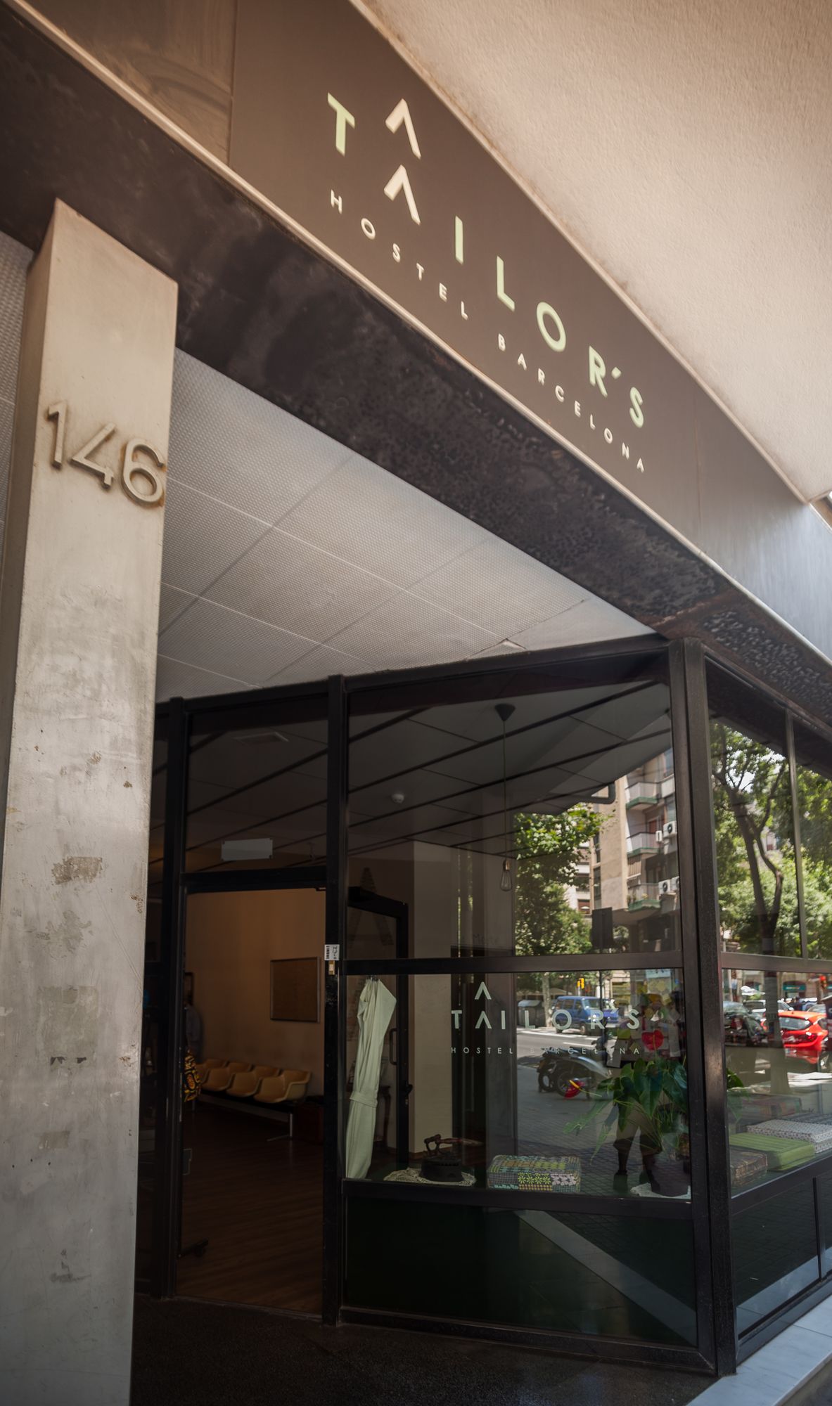 Pars Tailor's Hostel