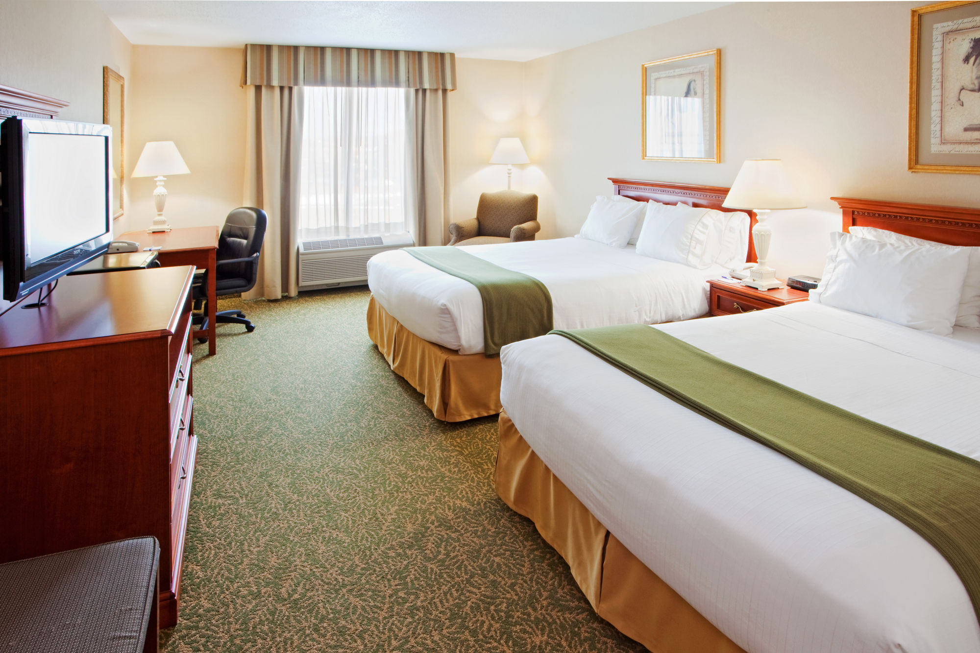 Holiday Inn Express and Suites in Hagerstown!