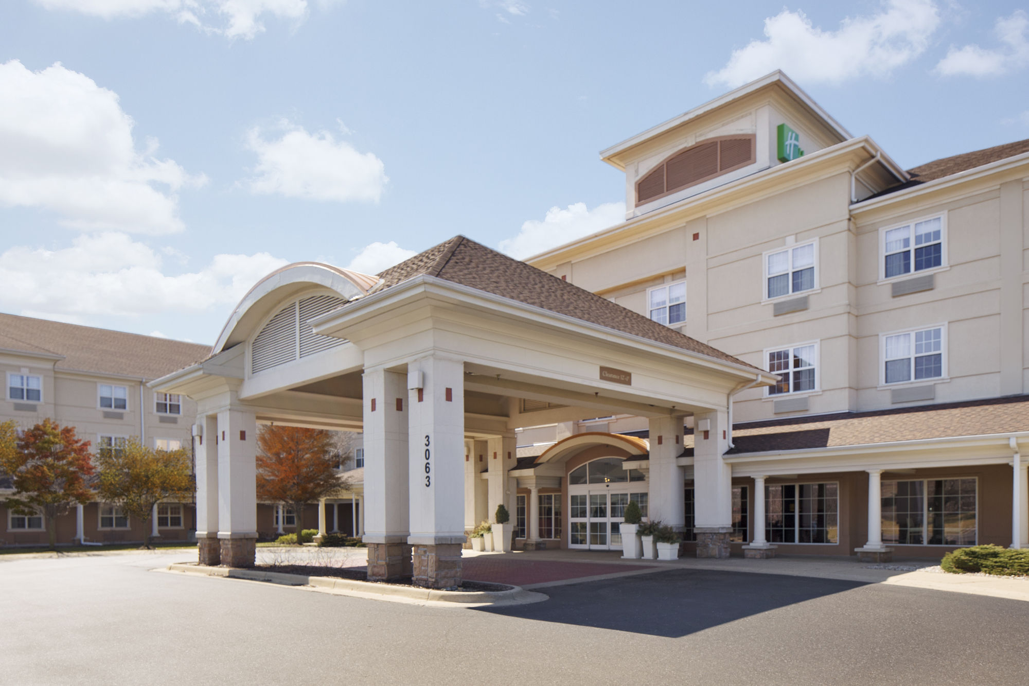 Holiday Inn Grand Rapids Airport in Grand Rapids!