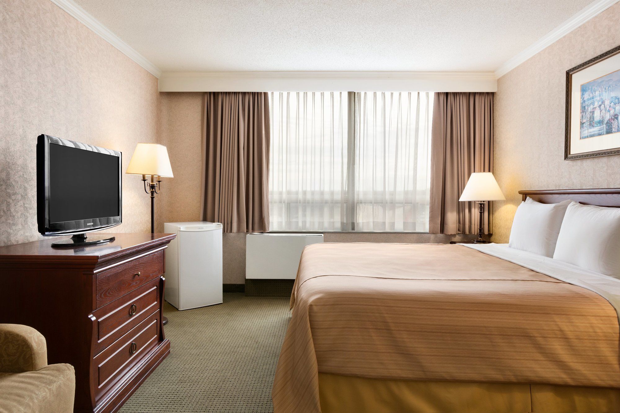 Days Inn Ottawa West in Ottawa!