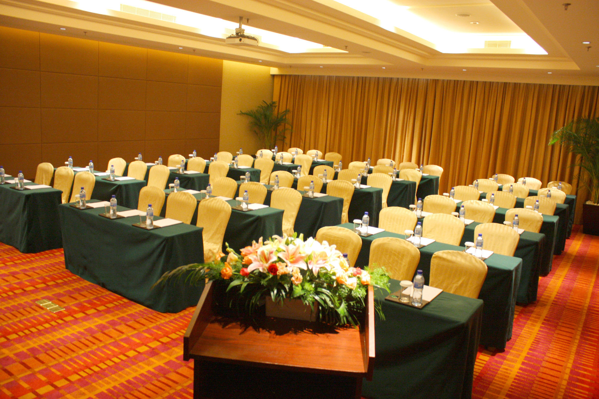 Crowne Plaza Zhongshan Xiaolan in Jiangmen!