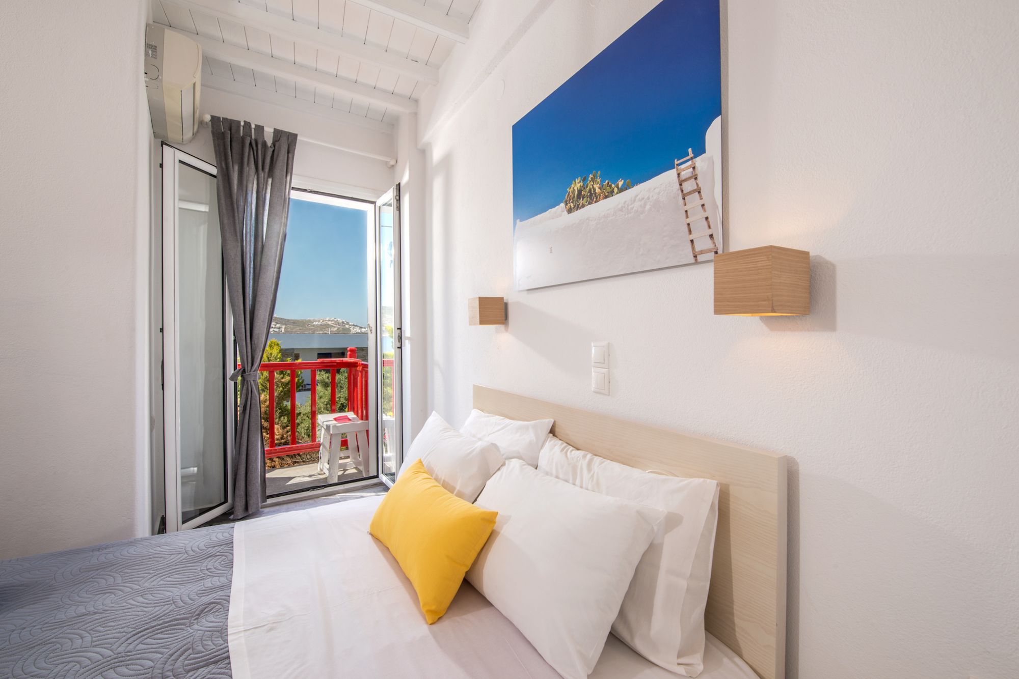 Orpheas Rooms
