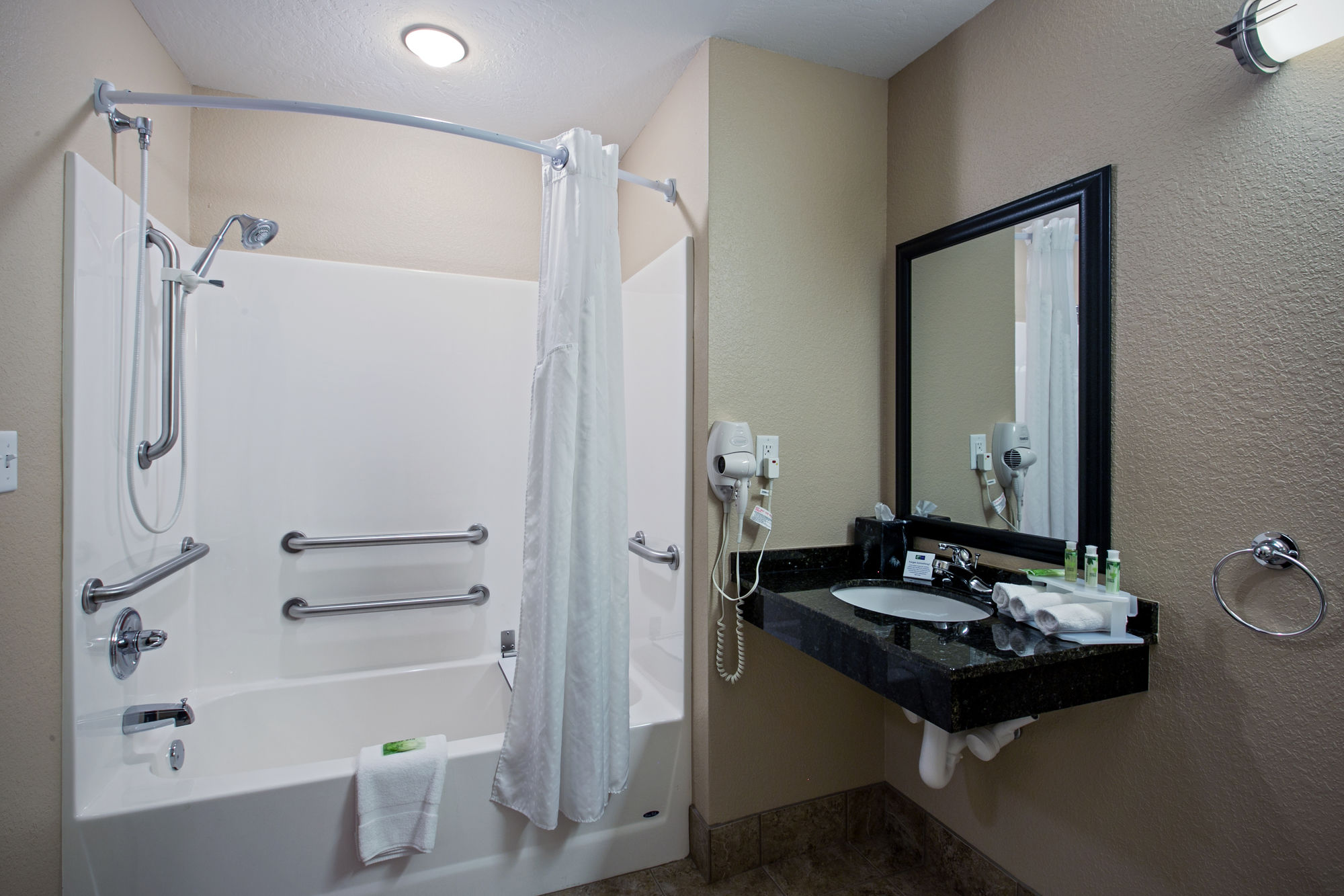 Holiday Inn Express and Suites Green Bay East in Green Bay!