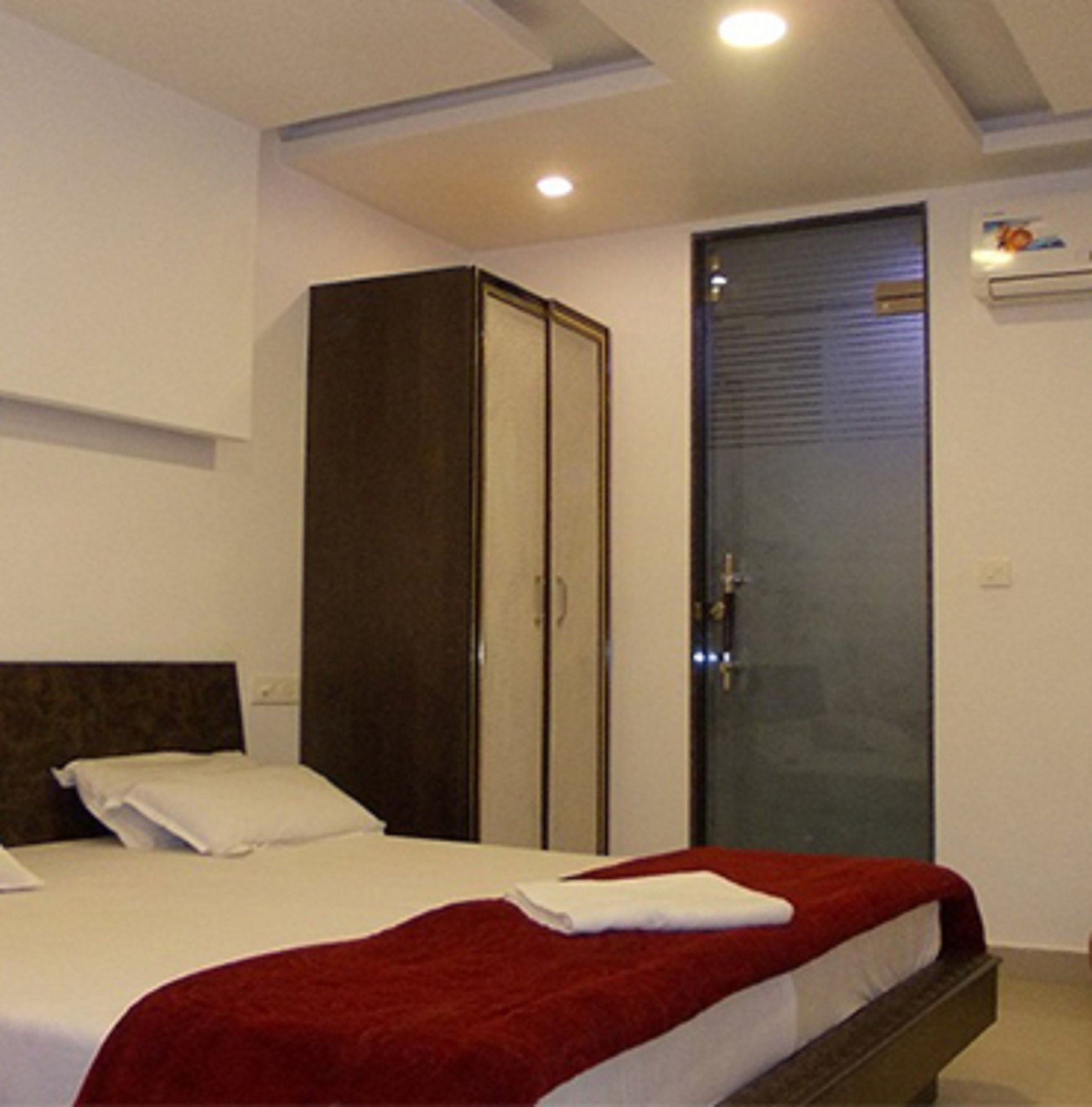 Uttaranchal Tourist Guest House