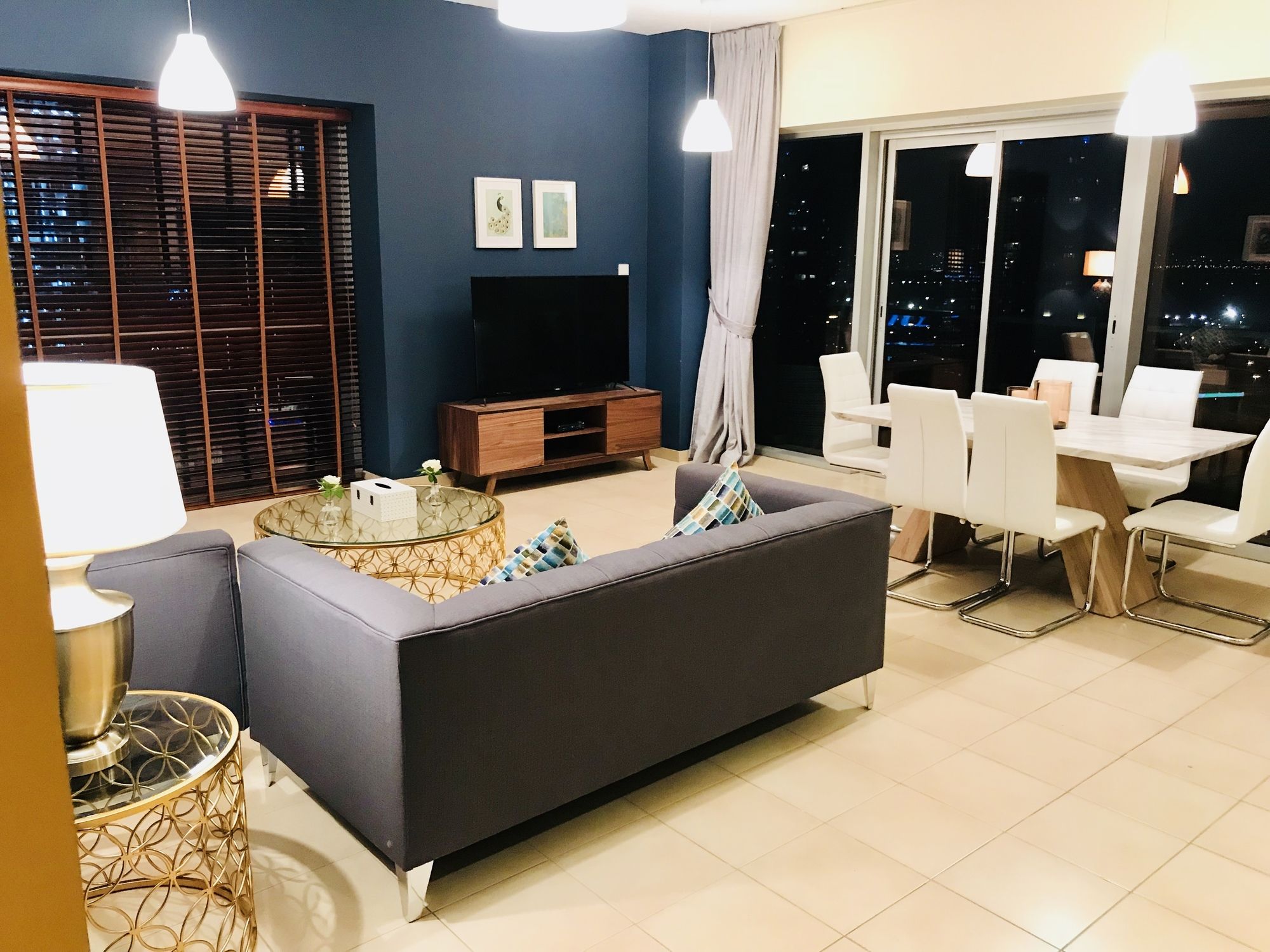 Yanjoon Holiday Homes - Marina Tower