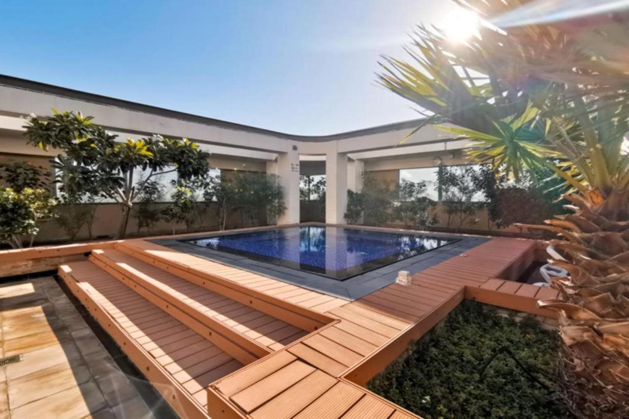 Sky Gardens Residences