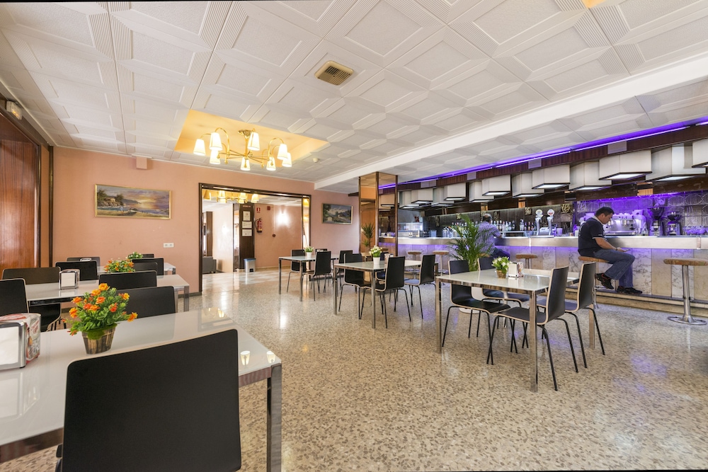 Marisol Hotel