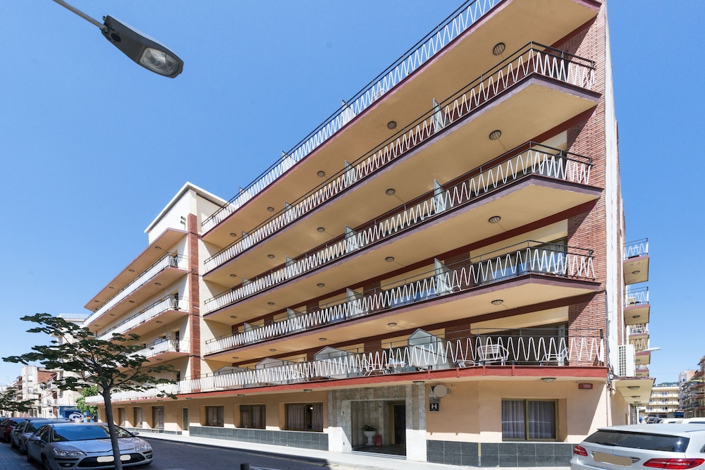 Marisol Hotel