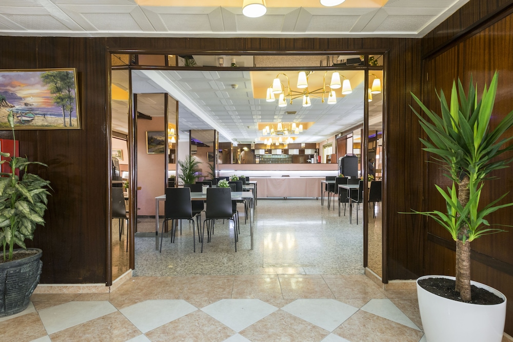 Marisol Hotel