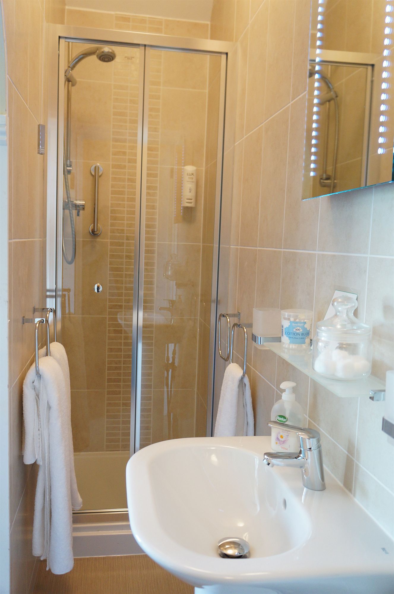 Hotellbilder av The Lawn Guest House - nummer 1 av 100