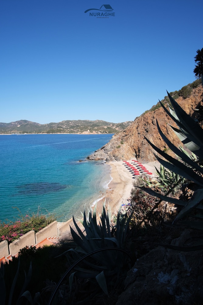 Rocce Rosse Residence