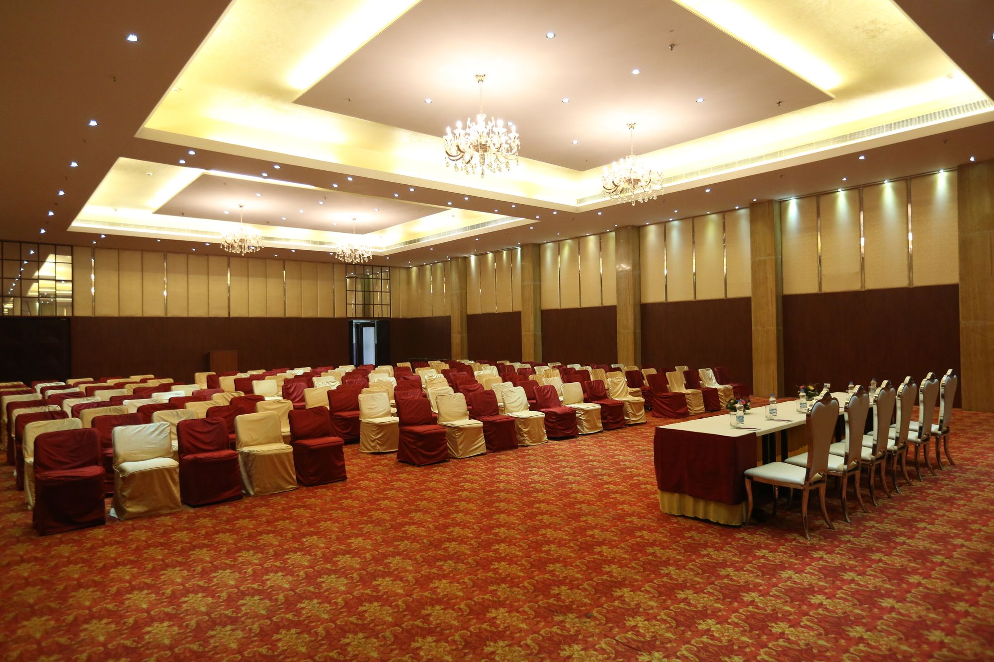 Jaipur Greens Hotel