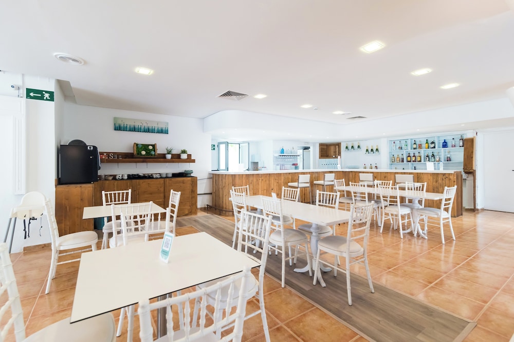 Lis Hotel